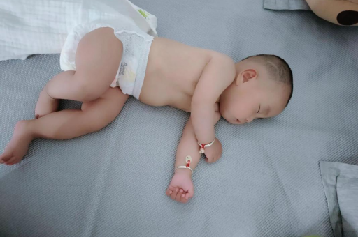 正定怀孕多久肚子会胀气